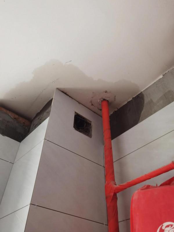 樓上漏水漏我家廚房這怎麼處理