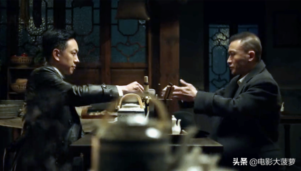 《前行者》聶遠停止黑化？5處細節已證實，唐賢平的信仰正在崩塌