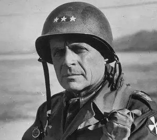 在朝鮮戰敗後的道格拉斯，麥克阿瑟將軍，你能打倒他嗎？