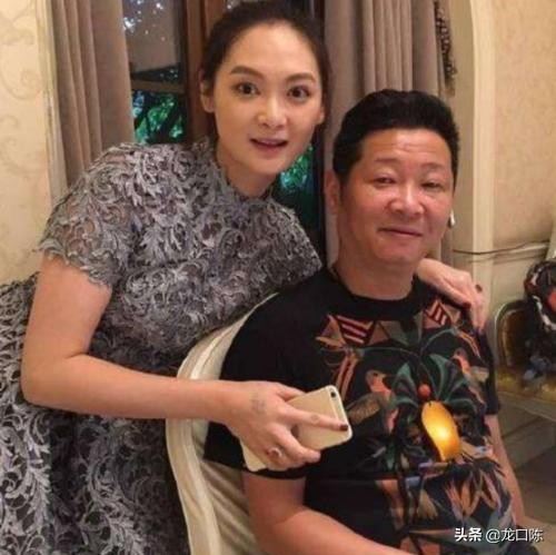 抱得高個美人歸的5位矮小男星,有人草根逆襲,有人男錢女貌 抱得高個美人歸的5位矮小男星,有人草根逆襲,有人男錢女貌