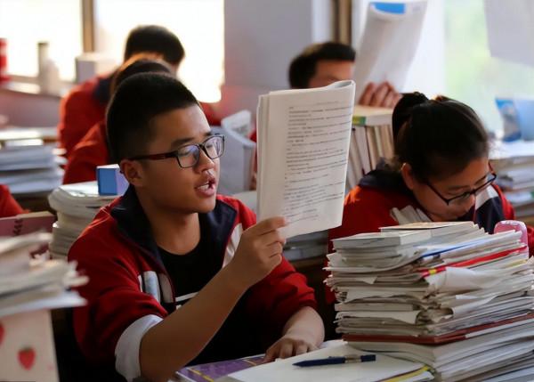 中小學生上課時間將延遲?預計9月全面落實,老師將改變教學計劃 中小學生上課時間將延遲?預計9月全面落實,老師將改變教學計劃