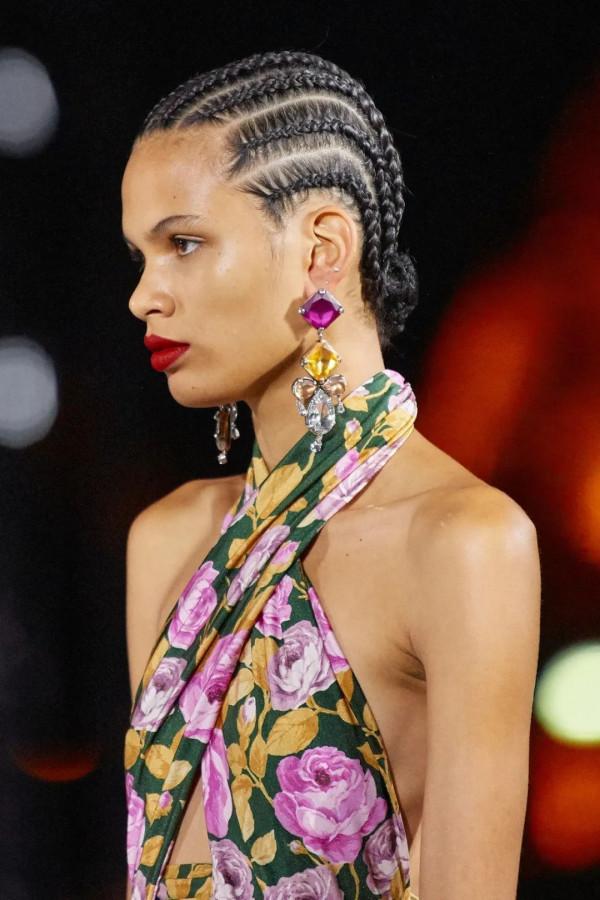 RR · TRENDS|時裝週看珠寶:流行密碼正當時 RR · TRENDS|時裝週看珠寶:流行密碼正當時