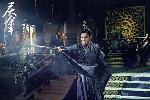 《慶餘年2》都來了，隔壁的《錦衣之下》什麼時候拍第二部？