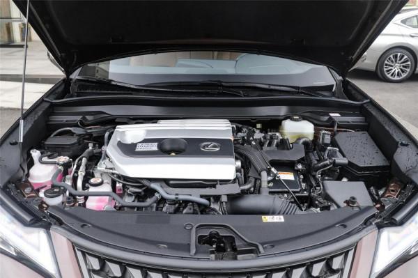 豪華緊湊級SUV，解讀雷克薩斯UX