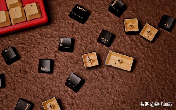 紅紅火火過大年！HELLO GANSS HS87T 法拉利紅上手