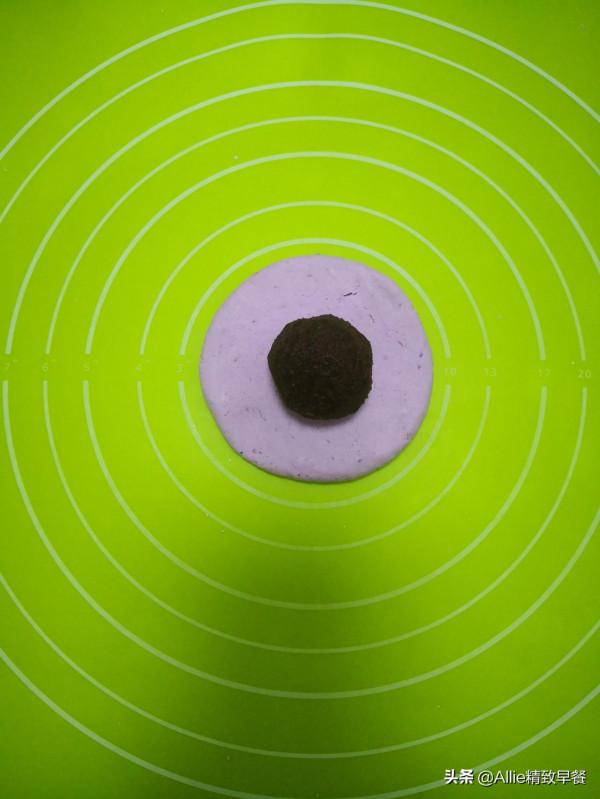 不用擀麵的紫薯豆沙餅，用平底鍋就能做，軟糯香甜，簡單易上手