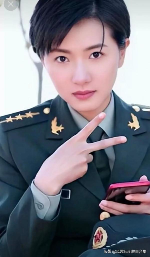 女明星們，穿軍裝誰最漂亮，女神永遠是女神