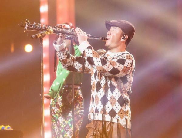 《閃光樂隊》做了觀眾最期待的事，可惜自己被坑慘，觀眾也被打臉