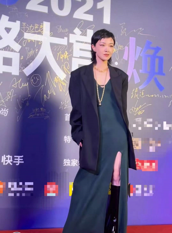 時尚紅毯眾星閃耀！陳數驚豔，陳都靈大秀美背，蔣勤勤個性十足