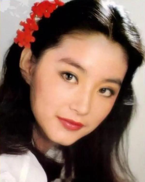 30多位絕色美人大比拼,還是蔣欣最漂亮 30多位絕色美人大比拼,還是蔣欣最漂亮