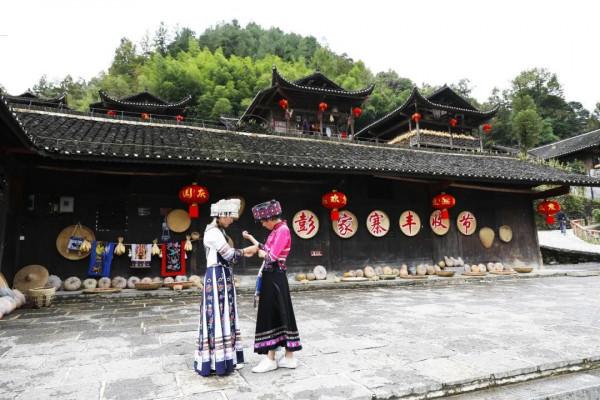 年味依舊濃！彭家寨旅遊景區邀您歡天喜地鬧元宵！