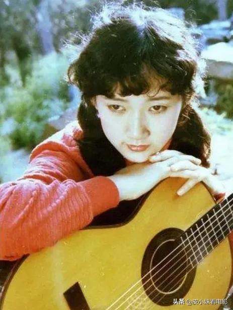 成方圓:二婚嫁大12歲王剛,兩段感情心灰意冷,61歲單身無兒無女 成方圓:二婚嫁大12歲王剛,兩段感情心灰意冷,61歲單身無兒無女