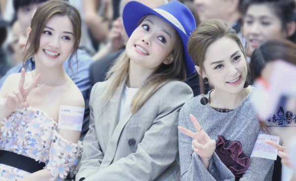 Twins容祖兒霍汶希李斯丹妮看日出,這是什麼神仙友誼 Twins容祖兒霍汶希李斯丹妮看日出,這是什麼神仙友誼