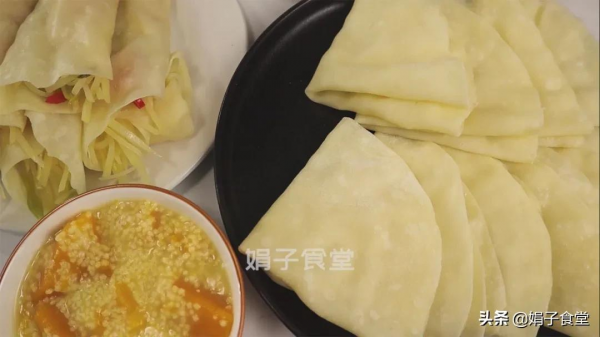 春餅新做法，柔軟勁道，薄透如紙，不用一滴油，一鍋能做十幾張