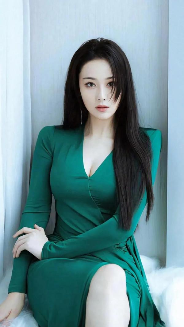 張馨予 短髮帥氣幹練 長髮精緻嬌豔