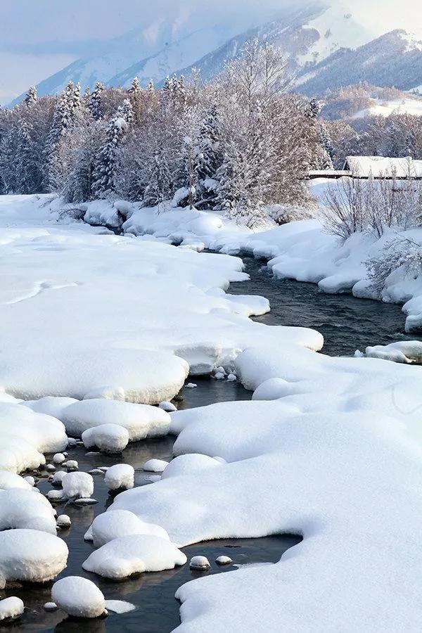 阿勒泰的冰雪風情