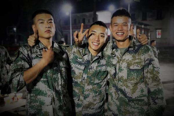 我們一起過生日，這個冬天特別暖！