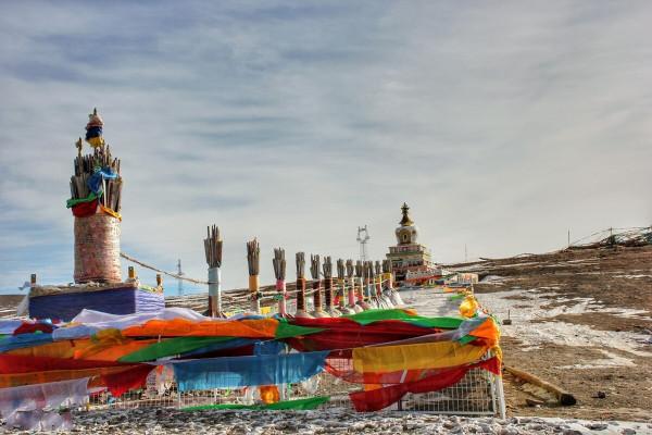 青海與甘肅交界，有座寶藏小縣城，幾乎包攬了兩地最美的風景