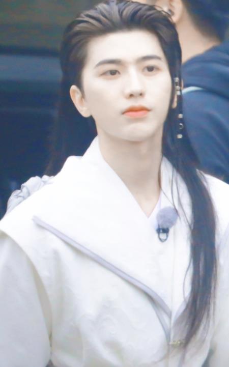 《奔跑吧9》全員古裝，蔡徐坤帥氣，看到baby，貂蟬本蟬