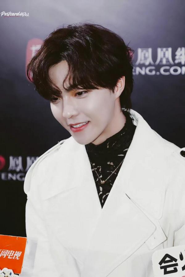 鳳凰網時尚之選：陳數、許佳琪、李若彤、尼坤、袁冰妍、INTO1