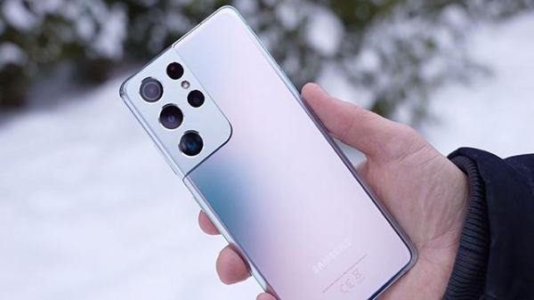 三星高階機很無奈，時隔一年降價2100元，值不值得入手？