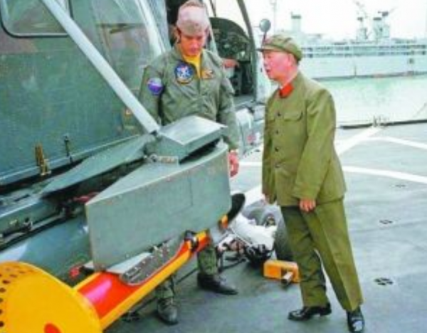 1982年，時年66歲的劉華清擔任海軍司令員，視察後下定決心要整頓