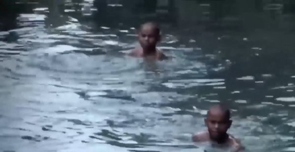 生在印度有多慘？1億多孩子無法上學，從小就要打工賺錢