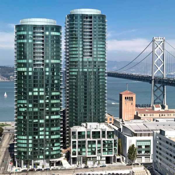 英菲尼迪公寓 INFINITY &sol; 舊金山灣南部海灘中心的摩天豪宅