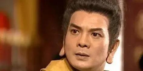 掃地僧若不出現,蕭峰父子對上慕容復父子和鳩摩智,結果會如何? 掃地僧若不出現,蕭峰父子對上慕容復父子和鳩摩智,結果會如何?