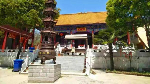 安徽這座名不見傳的小山，卻是皇帝朱元璋的出生地，可惜少有人知