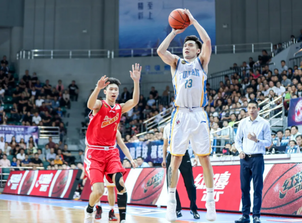 聯盟第一!三分命中率57.4%!別忘了,他可是兩屆扣籃王 聯盟第一!三分命中率57.4%!別忘了,他可是兩屆扣籃王