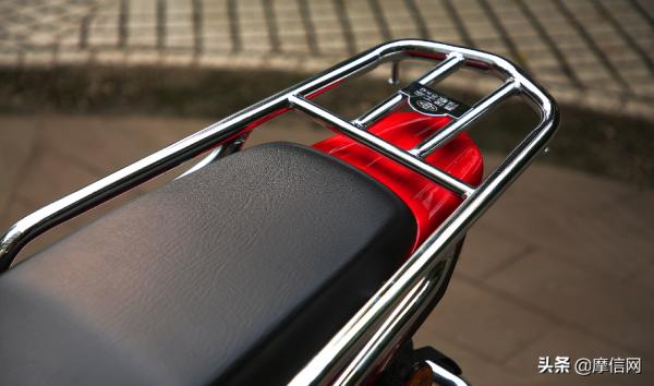 顏值線上 實用好騎的“全能商務車”——聊聊嘉陵新車JV150