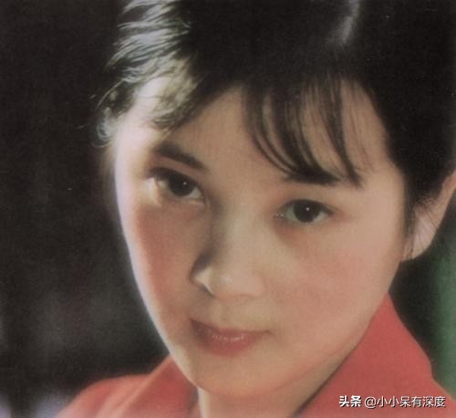 胡澤紅近況，她身材略有些發福，但依舊可以看出當年惜春的影子