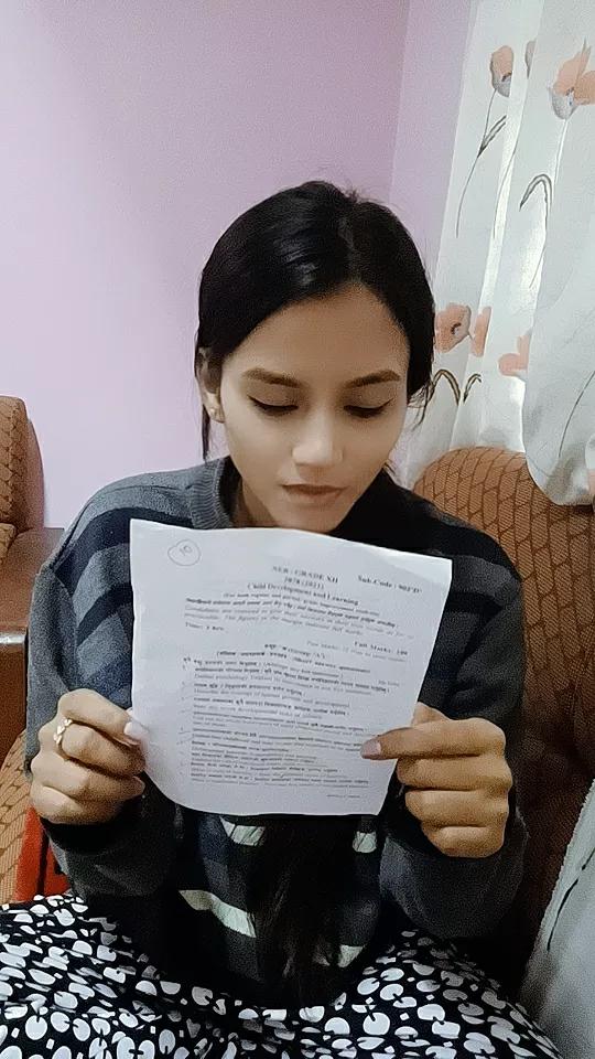 今天我考試了，中國朋友們，你們覺得我們尼泊爾的考試題目難嗎？