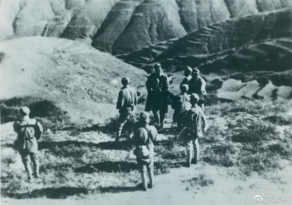 【黨史百年·天天讀】11月4日 【黨史百年·天天讀】11月4日