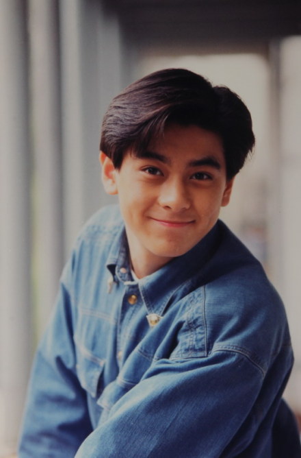 有酒窩演戲還好看的男演員，我只服這6位！笑起來有擋不住的魅力