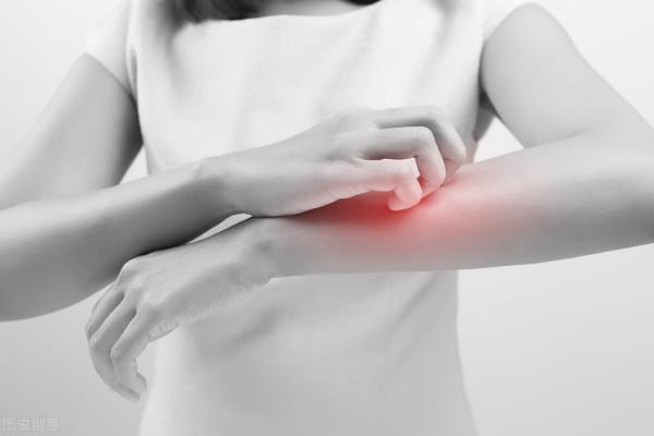 我國慢性腎病認知率僅10%，腎臟併發症表現在這6方面！如何預防？