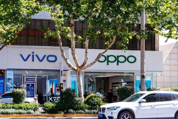 都說高價低配，Vivo、OPPO靠啥拿下前兩名，三大原因