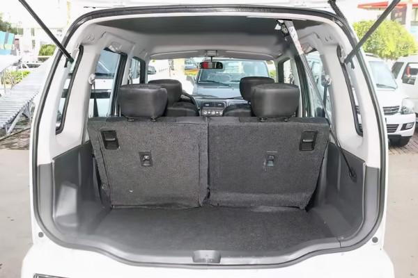 4.39W買國六版本北汽昌河北斗星 1.4升發動機 座椅放倒空間巨大