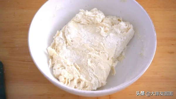 如何自制土耳其酥？無需發酵，酥皮可卷萬物，高顏值美味