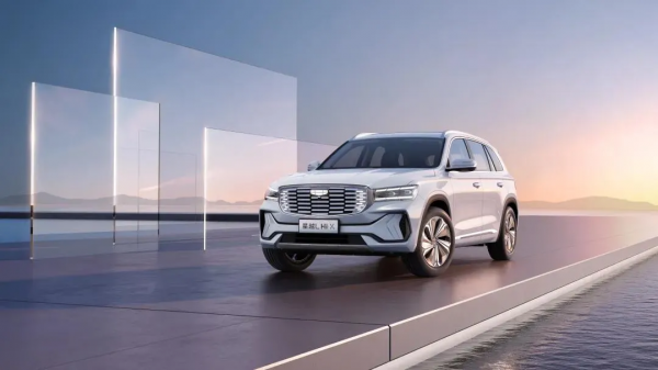 新版汽車“三包”規定即將施行；比亞迪漢DM-i諜照曝光