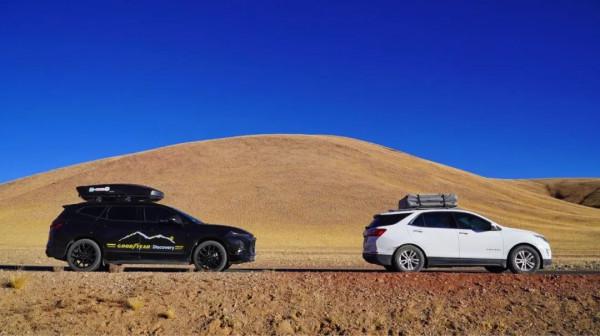 穿越西藏阿里中線,地上只有車轍印,這種路就是轎車能力的極限 穿越西藏阿里中線,地上只有車轍印,這種路就是轎車能力的極限