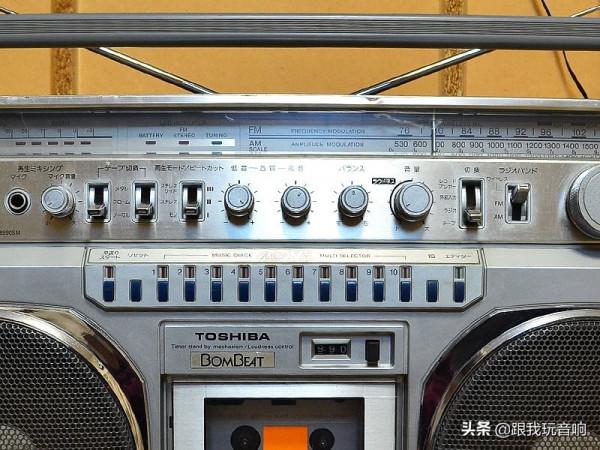 1983年 日本東芝TOSHIBA公司推出的一款可選曲目行動式音響 1983年 日本東芝TOSHIBA公司推出的一款可選曲目行動式音響