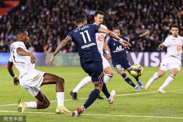 迪馬利亞：梅西賽前就感到疼痛 他在逐漸適應法國足球