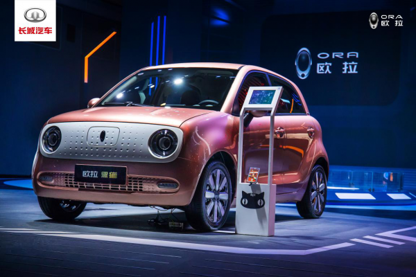 8月新能源銷量排行：比亞迪屠榜，Model3跌出前15，蔚來風光不再