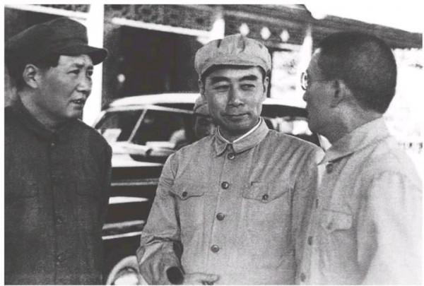 平型關戰役前，黨內對抗日戰略問題頗有爭議，為何數林彪意見最大