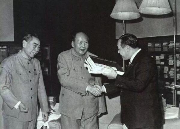 1972年，毛澤東為何不向日本索賠？看周恩來解釋才知毛主席真高明