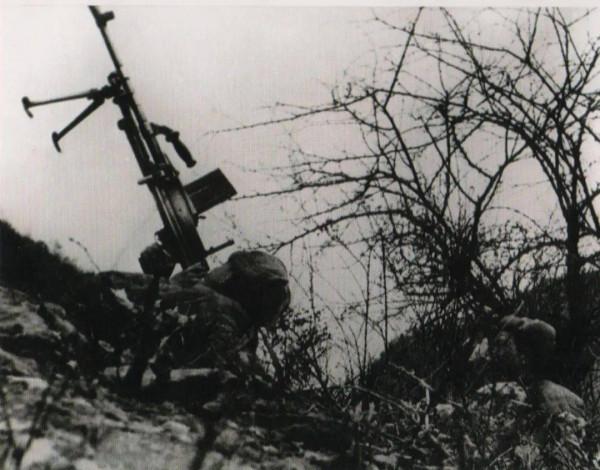 美軍對狙擊手有多恐懼?上甘嶺戰鬥結束後,遍地是裝滿糞便的罐頭 美軍對狙擊手有多恐懼?上甘嶺戰鬥結束後,遍地是裝滿糞便的罐頭