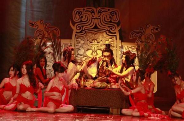 殷商亡國該怪誰？都怪前任射天被雷劈死，留下爛攤子讓商紂來背鍋