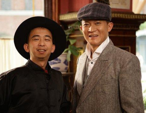 40歲醜男巨興茂的“清醒”，撕開了多少明星的遮羞布